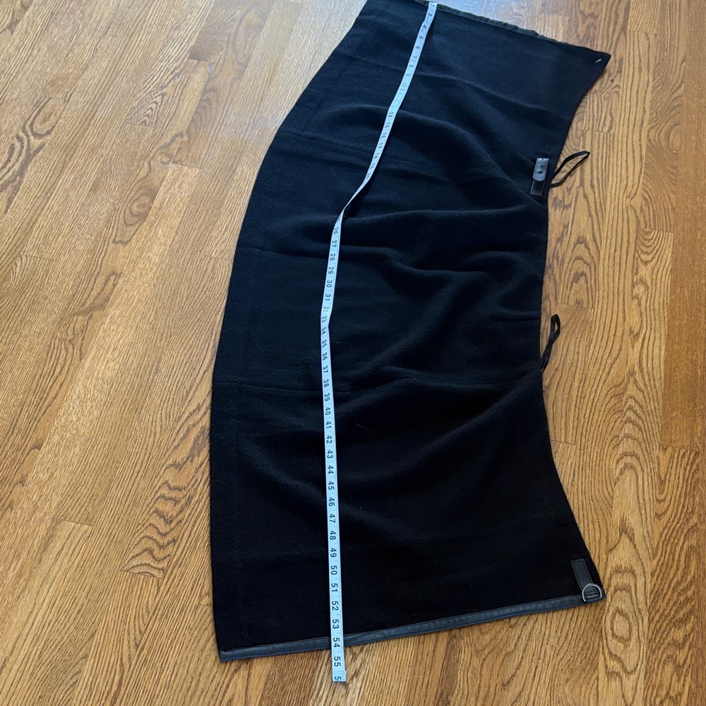 Elegant Black Wrap Mini Skirt - Picture 9 of 9